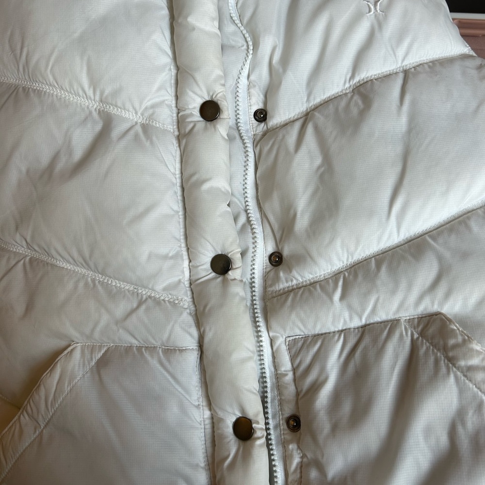 Hurley Vest 🌟Host Pick🌟 - Picture 3 of 6